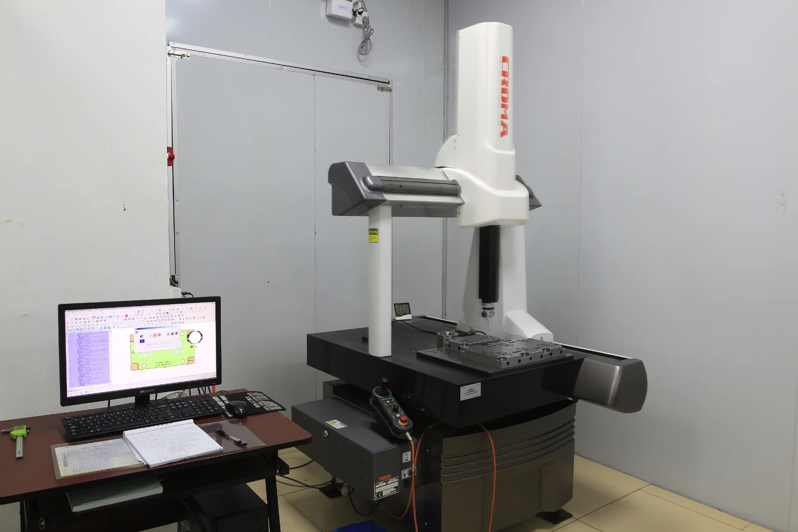 Bridge-type coordinate measuring machine in the GY Machining measuring room